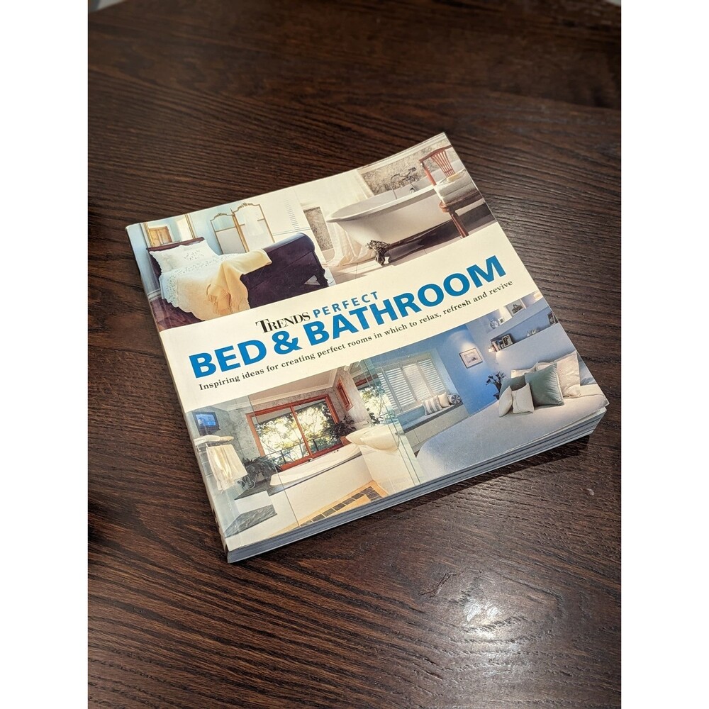 Trends perfect Bed‎ and Bathroom Square Table Book